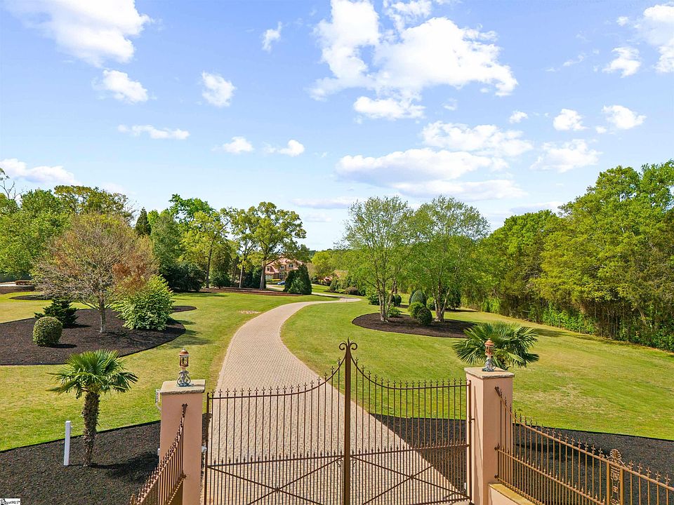 1st image of 716 Anderson Ridge Rd