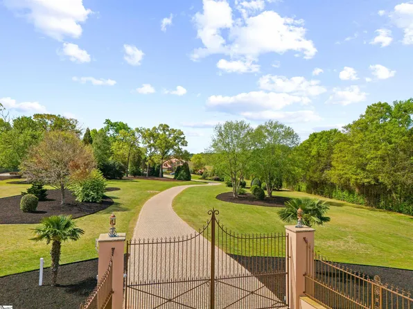 716 Anderson Ridge Rd, Simpsonville, SC 29651