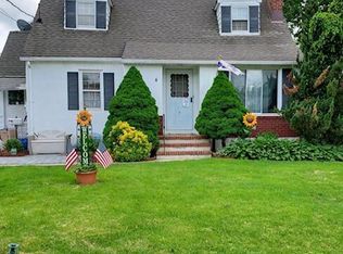 4 Helen Ave, Freehold, NJ 07728