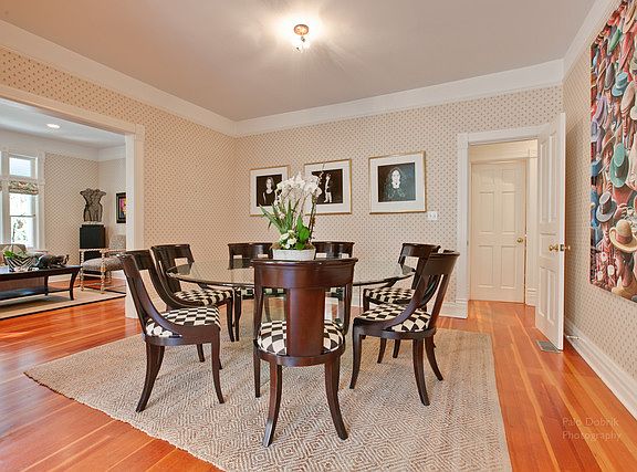 5th image of 904 Vernon Ave
