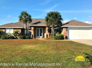 9650 Meadow Wood Ln, Navarre, FL 32566