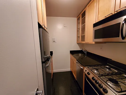 Rented by Corcoran | media 10