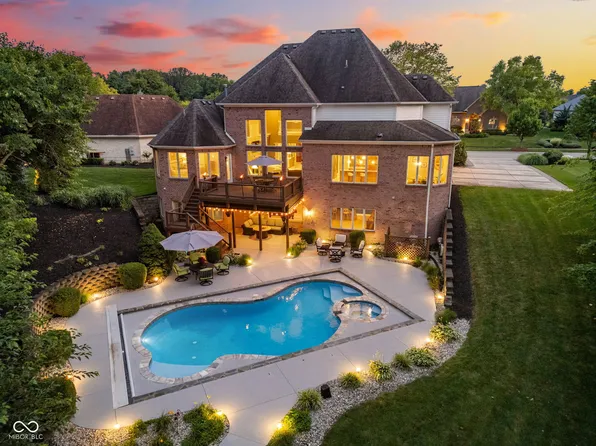 3429 S Overlook Pass, New Palestine, IN 46163