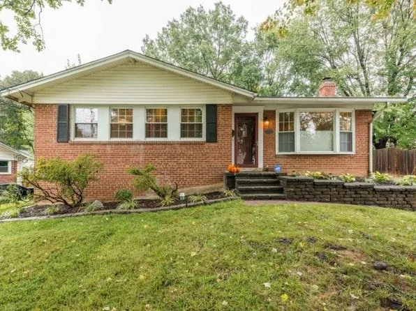 703 Tapawingo Rd SW, Vienna, VA 22180