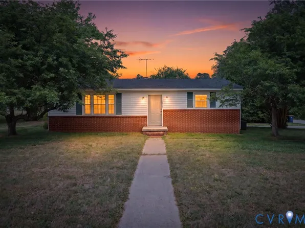 1909 Dinwiddie Ave, Hopewell, VA 23860