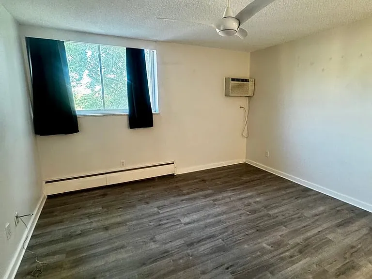 900 Saturn Dr #405 — Photo 21