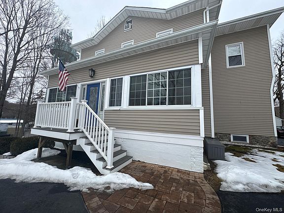 2nd image of 41 Clove Rd
