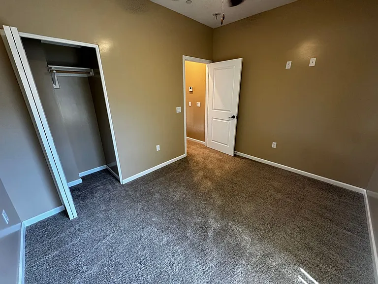 701 Star Ct — Photo 17