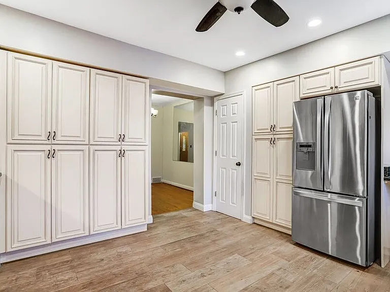 3351 Clay St NE — Photo 15