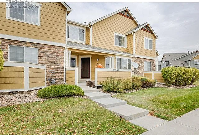 805 Summer Hawk Dr #B11 — Photo 1