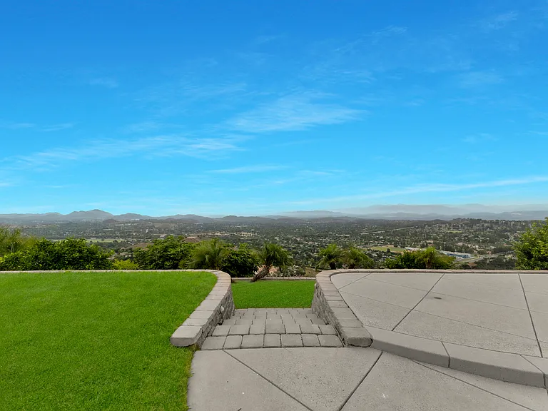 2506 Sapra St — Photo 54