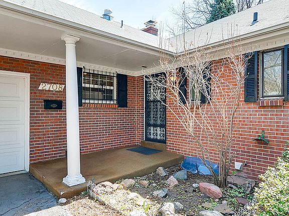 2nd image of 2708 S Langley Ct