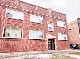 6104 S Sacramento Ave #2, Chicago, IL 60629