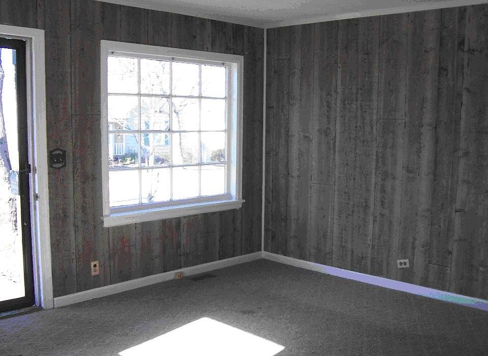 2nd image of 642 Jones St