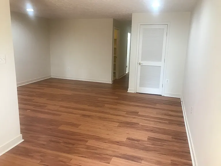 13005 Taxi Dr — Photo 26