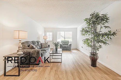 6601 Victoria Ave #107 Photo 1