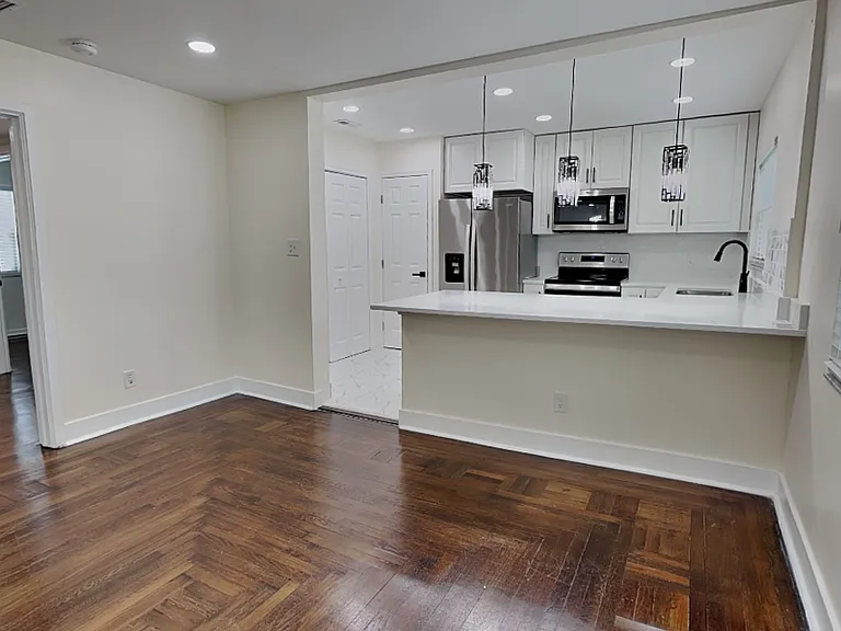 270 W Pineloch Ave #A — Photo 11