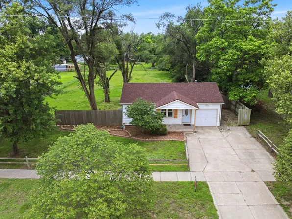 3317 W 9th St N, Wichita, KS 67203