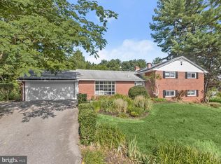 3302 Garrison Farms Rd, Pikesville, MD 21208