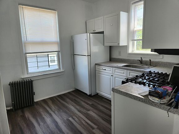 2nd image of 14 E Bidwell Ave Floor 2