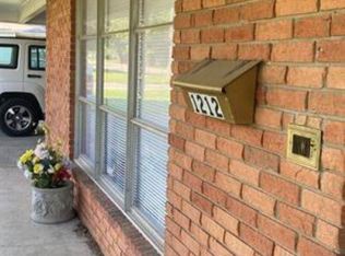 1212 Donaghey Ave, Conway, AR 72034