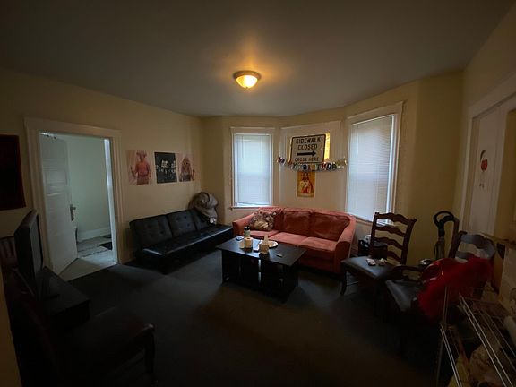 5th image of 430 Southview Ave
