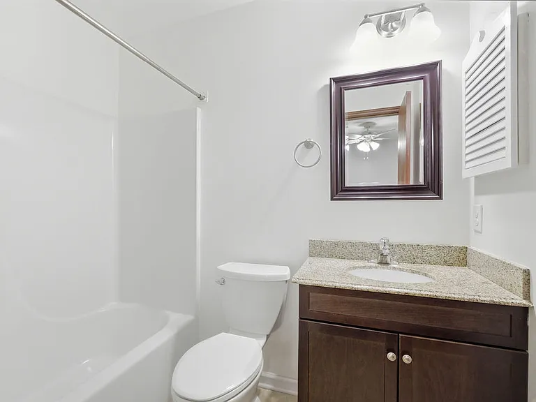 102 Chevis Dr — Photo 22