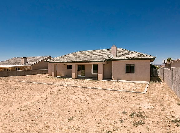 2nd image of 3168 Isador Ave