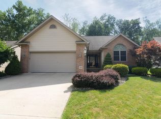 199 Lucretia Ln, Columbiana, OH