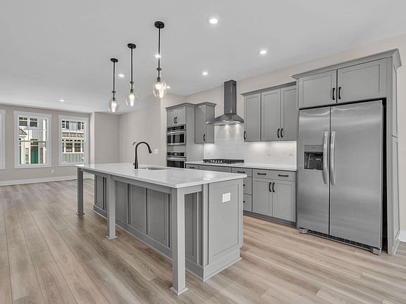 7th image of this home