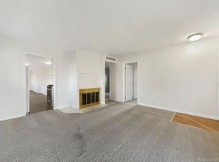 636 W Hudson Ave, Madison Heights, MI 48071