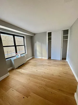 Rented by Olympia House Delaware LP | media 142