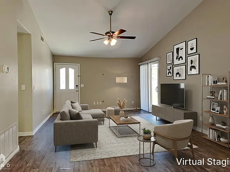 18881 N 77th Ave — Photo 3