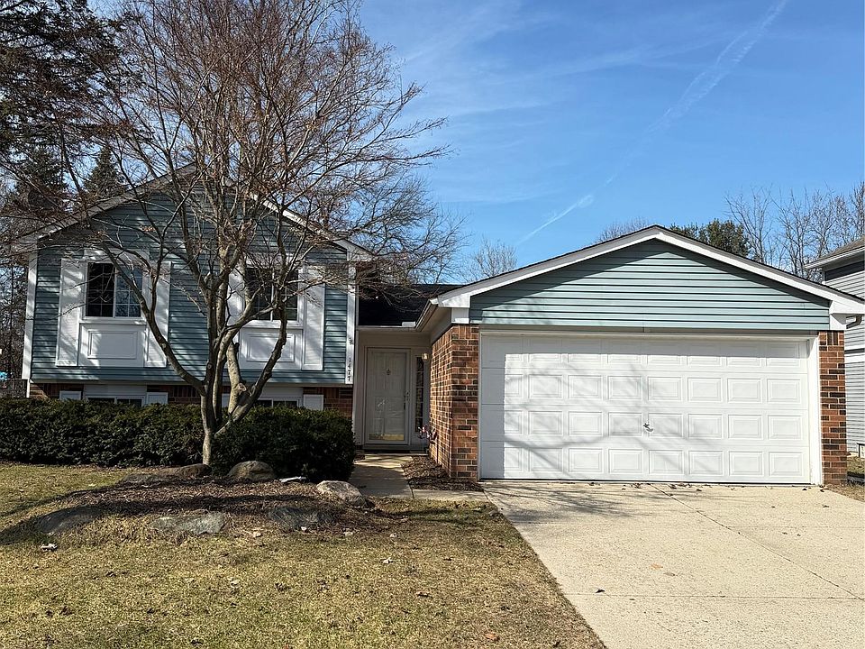 1st image of 1477 Rue Deauville Blvd