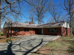 860 Pinewood Cir, Statesville, NC 28677