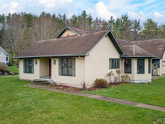 2nd image of 10887 Copp Hill Rd