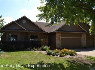 27348 Ridgeway Rd, Harrisburg, SD 57032