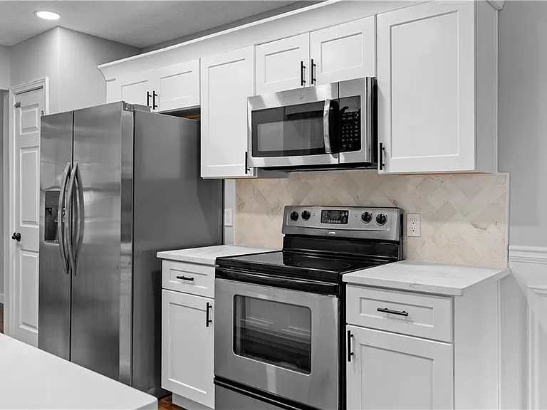 141 Poplar Way — Photo 17