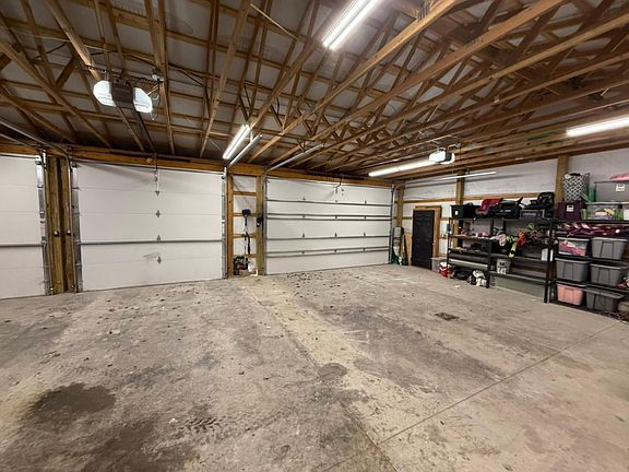 4th image of 4978 County Road 42 NE