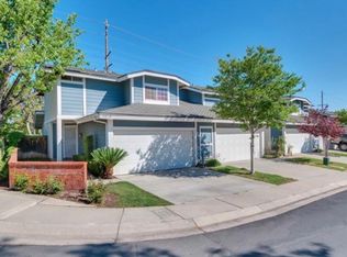 951 Inn Keeper Ln UNIT A, Corona, CA 92881