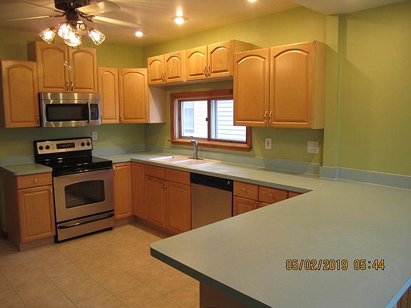 3rd image of 4024 N McVicker Ave
