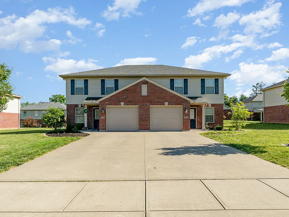442 Wysteria Village Dr
