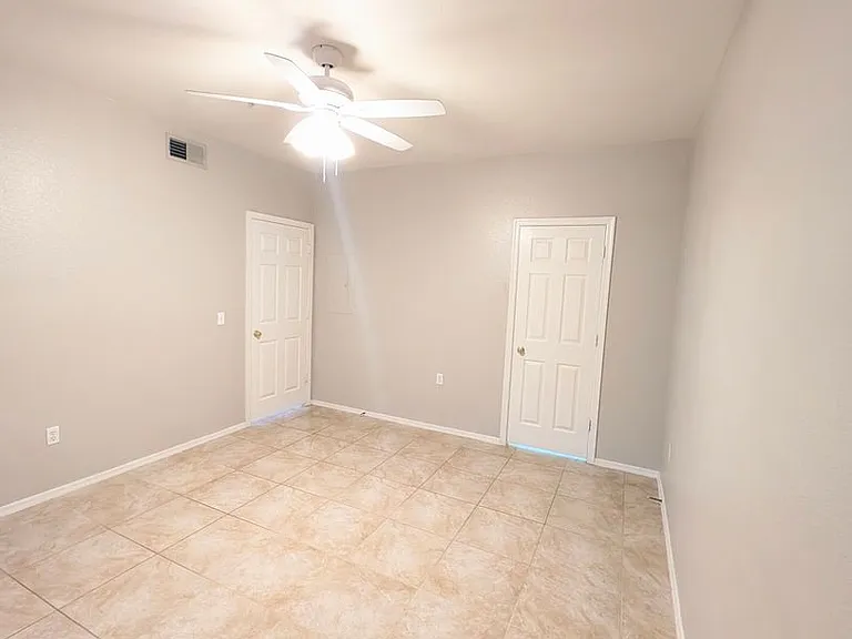 5345 E Van Buren St #248 — Photo 17