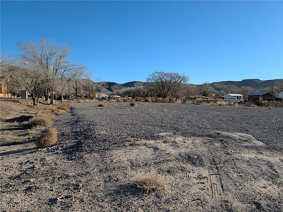 5th image of Tailor Lane Apn 3 121 Acres #20-43