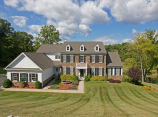 7 Limekiln Ct, Green Township, NJ 07821