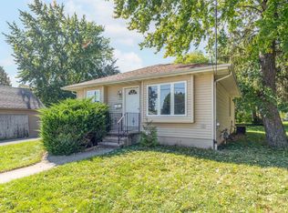 1415 Jefferson St, Oshkosh, WI 54901
