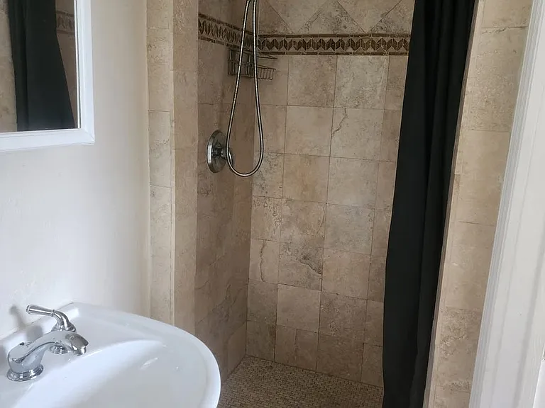 707 6th Ave S #1101 — Photo 5