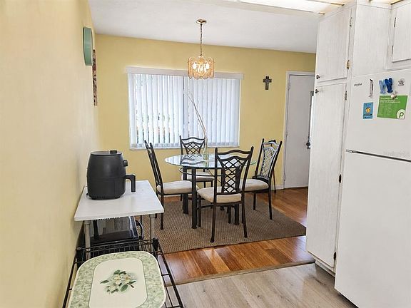 5th image of 8454 111th St APT 108