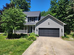 8797 S Shandle Blvd, Mentor, OH 44060