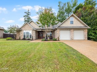 29 Barksdale Cv, Jackson, TN 38305